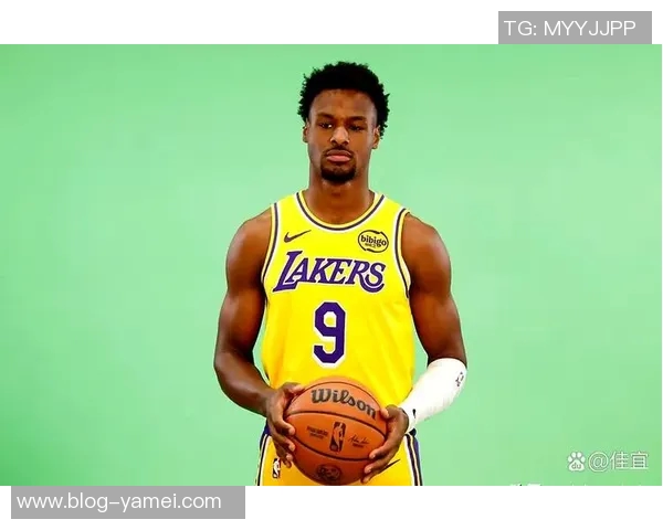 南湾湖人战胜圣克鲁兹勇士布朗尼贡献全能表现阿杜稳定发挥助队取胜